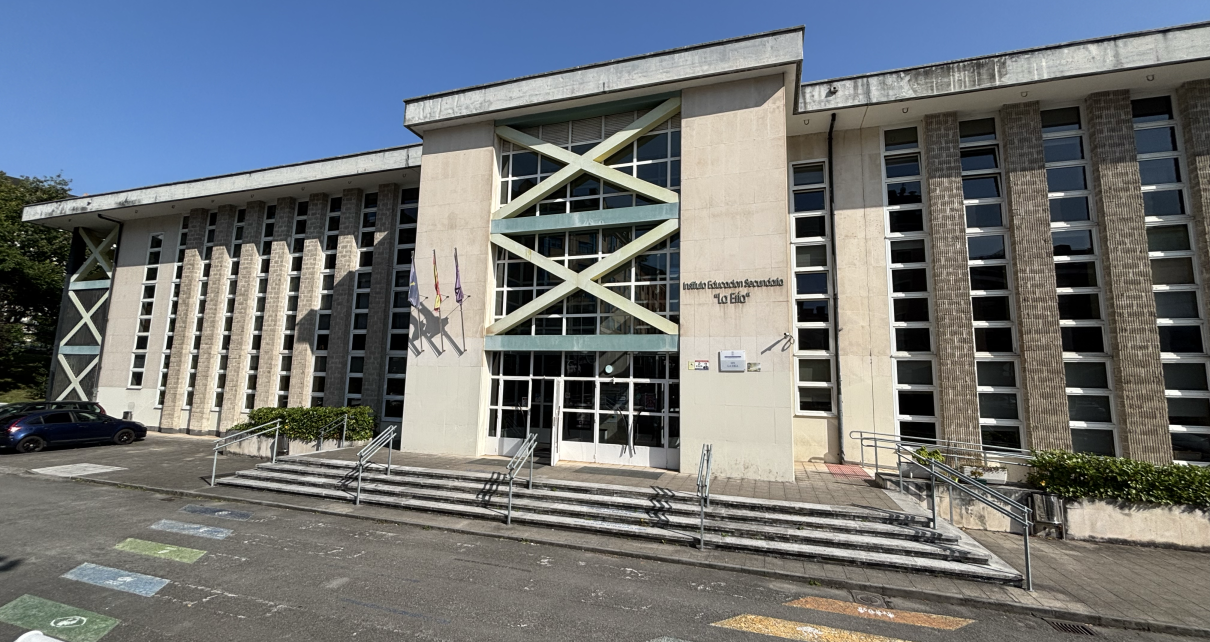 Entrada IES La Ería